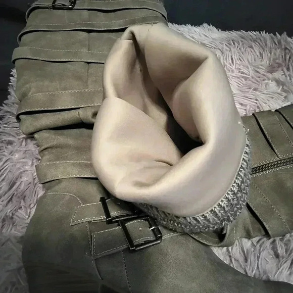 Just Fab Boots 9 - Picture 5 of 6